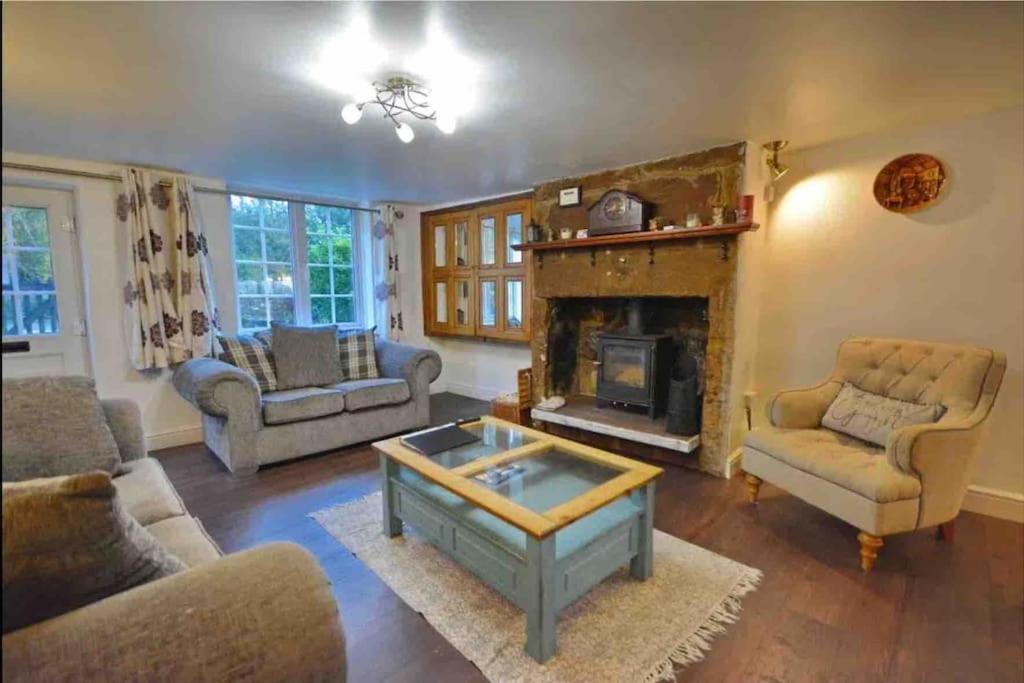 Holiday home Dale 18th Century Country Cottage, 111 Barnston Road
